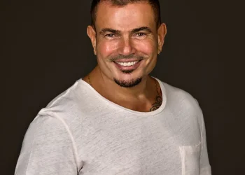 تذكرتي تطرح تذاكر حفل عمرو دياب الجمعة بمهرجان العلمين الجديدة