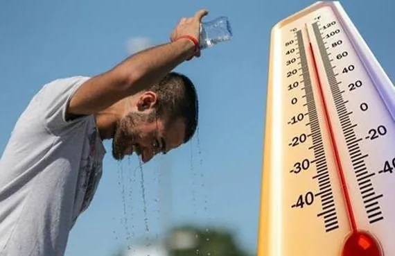 طقس الثلاثاء.. أجواء شديدة الحرارة وتحذير من شبورة كثيفة