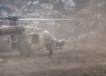 عملية إنزال إسرائيلية قرب دمشق تتزامن مع غارات جوية على مواقع عسكرية سورية