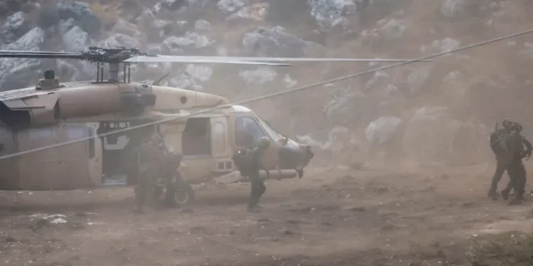 عملية إنزال إسرائيلية قرب دمشق تتزامن مع غارات جوية على مواقع عسكرية سورية