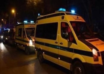 مصرع 3 أشخاص وإصابة اثنين في حادث تصادم بين سيارتين بأسيوط