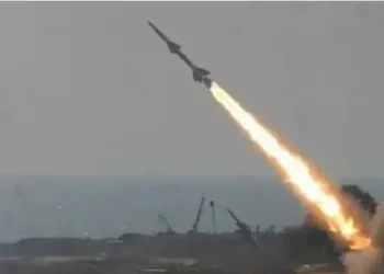 جيش الاحتلال: اعتراض صاروخ أُطلق من اليمن باتجاه إسرائيل