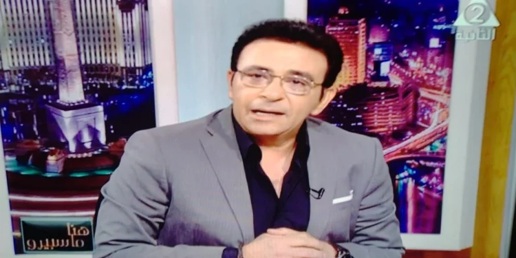 وفاة الإعلامي عاطف كامل