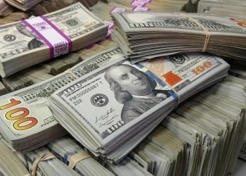 استقرار سعر الدولار أمام الجنيه بالبنوك المصرية اليوم 27 أغسطس