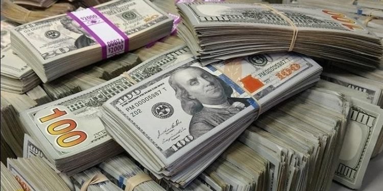 استقرار سعر الدولار أمام الجنيه بالبنوك المصرية اليوم 27 أغسطس