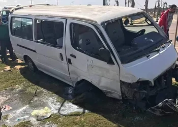 إصابة 8 أشخاص في سقوط ميكروباص من أعلى الدائري بالمنيب