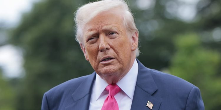 ترامب: نعمل على إطعام سكان غزة.. ودول عربية ستقدم الدعم