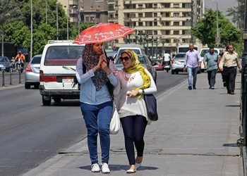 الأرصاد: طقس حار رطب اليوم مع أمطار خفيفة ورعدية على بعض المناطق