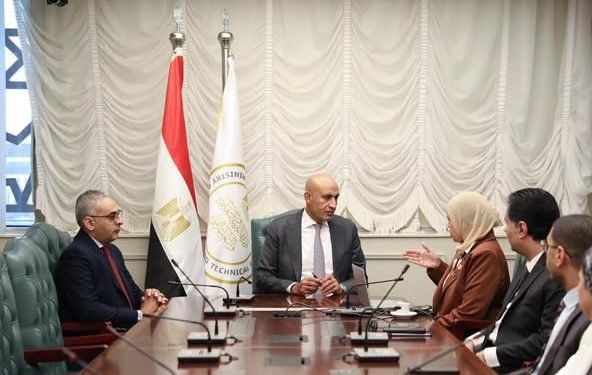 “تطوير التعليم بالوزراء” و”التربية والتعليم” تطلقان مسابقة ومبادرة لتأهيل طلاب المدارس تكنولوجيًا