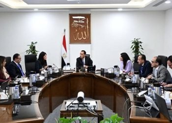 رئيس الوزراء يتابع استعدادات إطلاق السردية الوطنية للتنمية الاقتصادية