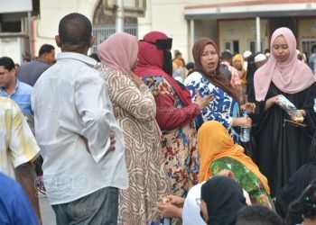 القطار الخامس ينقل مئات السودانيين من القاهرة إلى أسوان