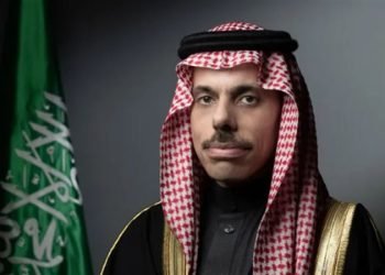وزير الخارجية السعودي يدعو لوقف الاحتلال الإسرائيلي وحماية الصحفيين في غزة