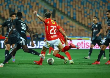 الأهلي يكتسح فاركو برباعية ويحقق أول فوز رسمي مع ريبيرو