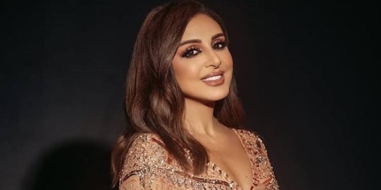نقابة الموسيقيين تتواصل مع أنغام للاطمئنان عليها بعد رحلتها العلاجية