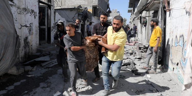 إدانات عربية ودولية واسعة لخطة إسرائيل إعادة احتلال غزة وتهجير سكانها قسرًا
