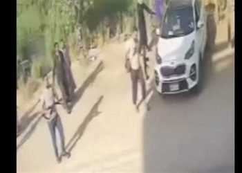 مجهولون يحملون أسلحة رشاشة يثيرون الرعب على طريق أسيوط سوهاج