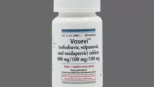 هيئة الدواء تحذر من تداول عبوات مجهولة المصدر لأحد عقارات علاج فيروس سي