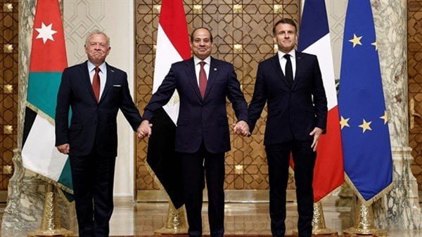 محادثة بين ماكرون والسيسي والملك عبدالله بشأن الهجوم الإسرائيلي المرتقب على غزة
