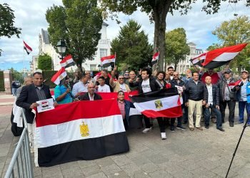 الجالية المصرية في هولندا تؤكد دعمها للدولة ورفضها محاولات التشويه والمزايدة