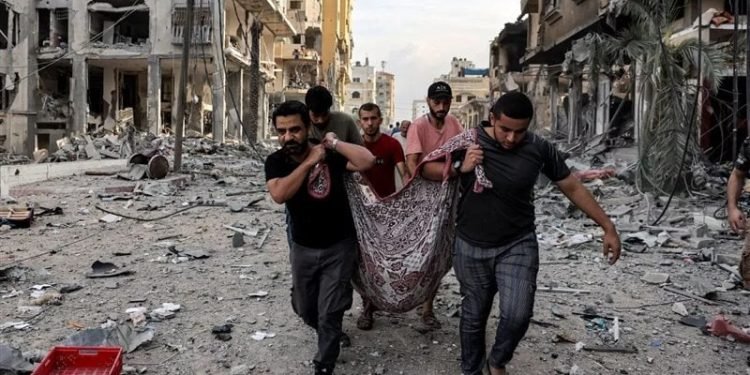 18 شهيدًا بنيران جيش الاحتلال في غزة منذ فجر اليوم