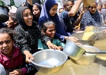 نواب بالشيوخ الأمريكي يدعون وزير الخارجية باستخدام النفوذ لإدخال المساعدات لغزة