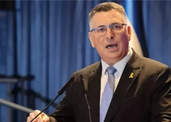 وزير خارجية الاحتلال يطالب بوقف عمل “اليونيفيل” وجيشه يلوّح بمرحلة جديدة ضد غزة