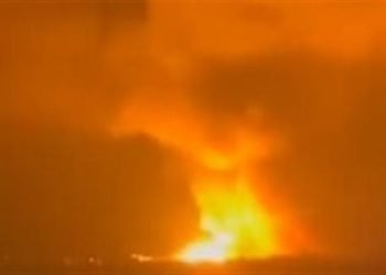 إسرائيل تشن هجومًا على جنوب لبنان.. وأنباء عن سقوط إصابات