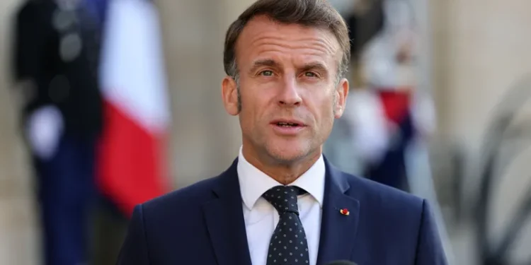 فرنسا تحقق في تهديدات حاخام إسرائيلي بقتل ماكرون