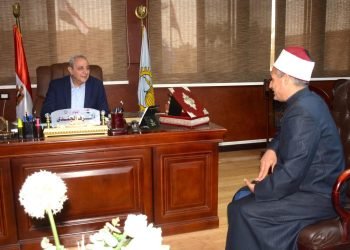 محافظ الغربية يبحث مع رئيس الأزهرية دعم التعليم وتطوير المعاهد