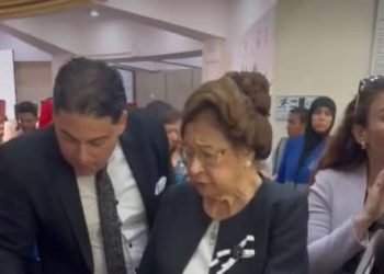 حفيد نوال الدجوي يعاتبها بعد ظهورها الأخير: متعرفش إن أخويا اتقتل غدر وسط عياله؟!