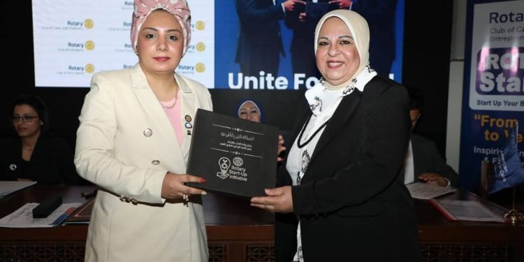 وزارة الشباب والرياضة تشهد تخرج الدفعة الأولى من برنامج ” ابدأ مشروعك” بالقاهرة الكبرى