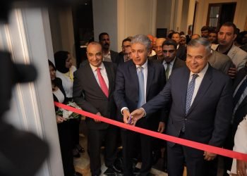 وزير السياحة ومحافظ الإسكندرية يطلقان فعاليات التراث المغمور