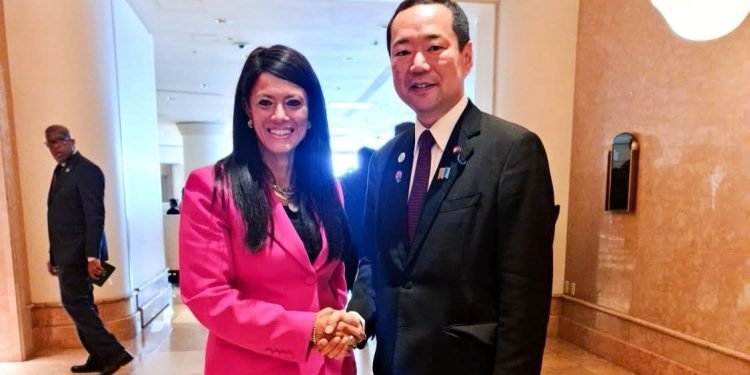 وزيرة التخطيط تبحث مع وزير ياباني تطوير العلاقات الاقتصادية الاستراتيجية
