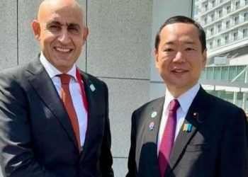 وزير التربية والتعليم يبحث مع مسؤول ياباني تعزيز التعاون لتطوير التعليم قبل الجامعي