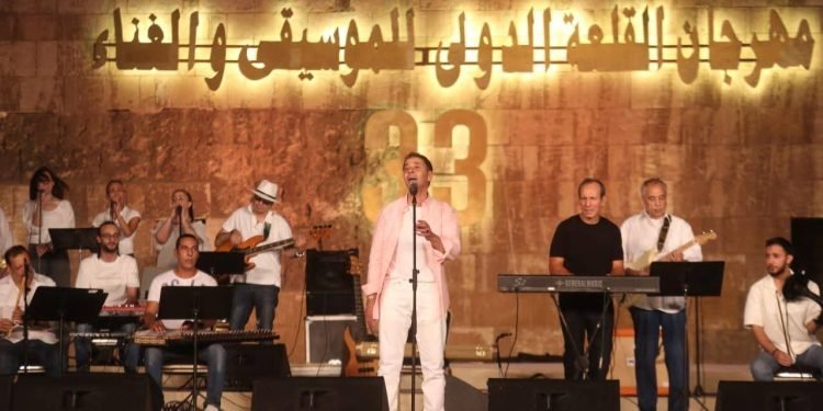 مدحت صالح يتربع على عرش القلوب  في محكي القلعة 33