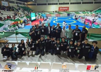 وزير الشباب والرياضة يهنئ منتخب  التايكوندو  بعد تألقهم في اليوم الأول ببطولة أفريقيا