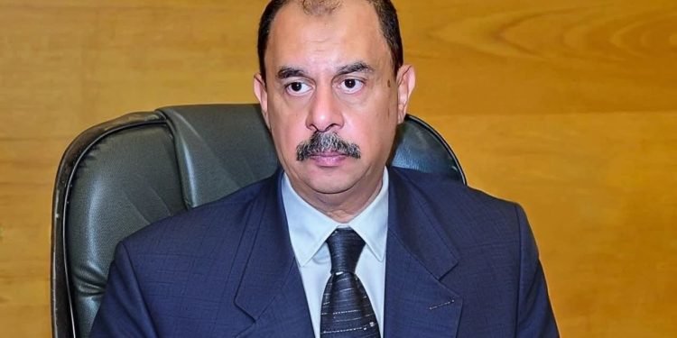 محافظ سوهاج يتابع تداعيات غرق طلاب الإسكندرية ودعم أسرهم