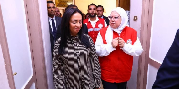 وزيرة التضامن تزور مجمع حياة بالجيزة وتتفقد الخدمات المقدمة للأبناء