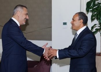 مشاورات مصرية تركية في جدة لتعزيز العلاقات الثنائية والتنسيق الإقليمي