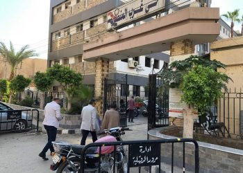 محافظ الدقهلية يشدد على تسريع تراخيص البناء وخدمة المواطنين