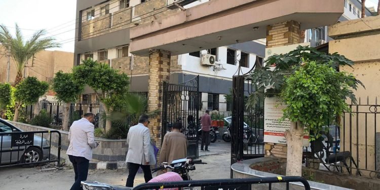 محافظ الدقهلية يشدد على تسريع تراخيص البناء وخدمة المواطنين