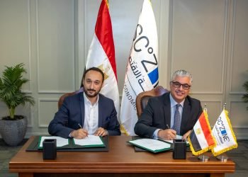 قناة السويس توقع اتفاق مصنع تركي باستثمارات كبيرة جديدة