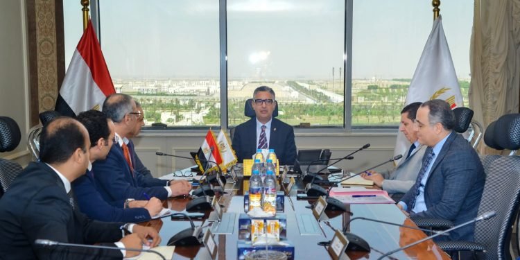 وزير التموين يتابع جهود مواجهة الغش التجاري وحماية حقوق المستهلكين