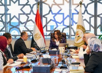 وزيرة التنمية المحلية تستعرض محاور وتحديات مشروع “الغردقة الخضراء”