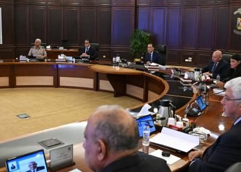 رئيس الوزراء يترأس الاجتماع الأسبوعي للحكومة بالعلمين الجديدة