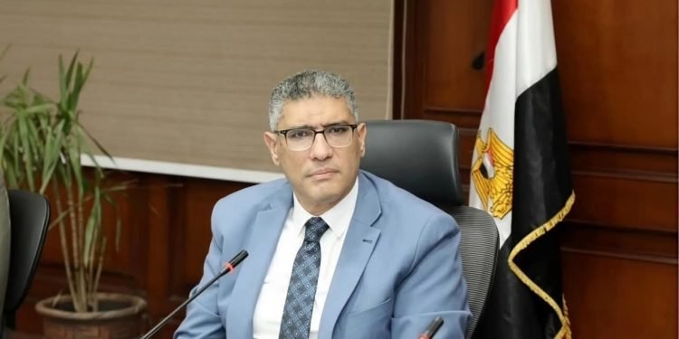 محافظ الجيزة يعتمد حركة نواب الهرم لتعزيز الخدمات للمواطنين