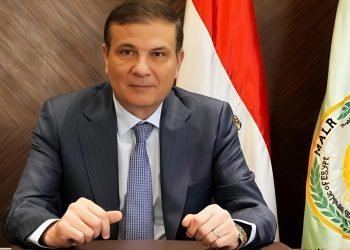 وزير الزراعة يكلف أجهزة الوزارة بالمرور المفاجئ على المديريات والجمعيات الزراعية