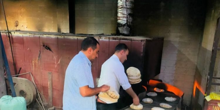 محافظ الدقهلية يوجه بحملات تفتيش وضبط مخالفات المخابز التموينية