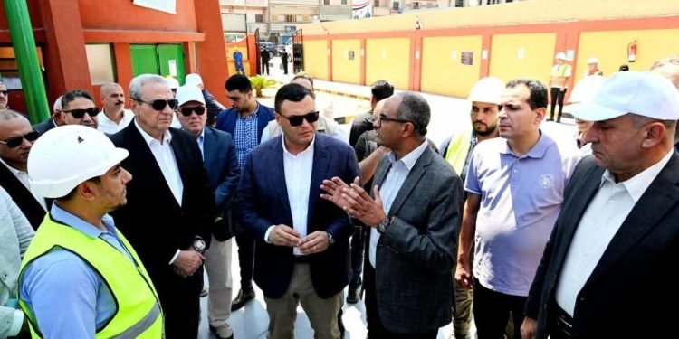 وزير الإسكان ومحافظ الغربية يتفقدان محطة مياه نهطاي بمبادرة حياة كريمة