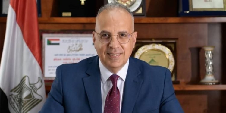 وزير الري يتابع الاستعدادات الجارية لعقد “أسبوع القاهرة الثامن للمياه”